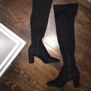 Tall suede black boots